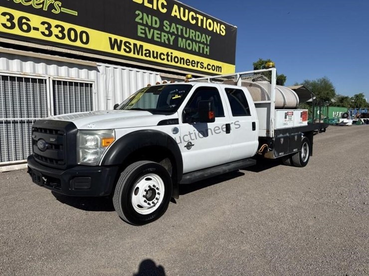 2013-ford-f550-image-2
