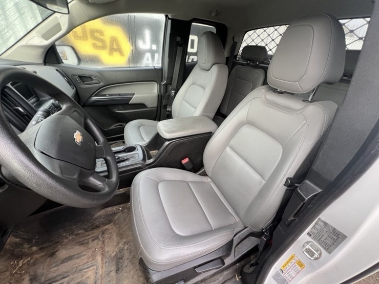 2015-chevrolet-colorado-image-22