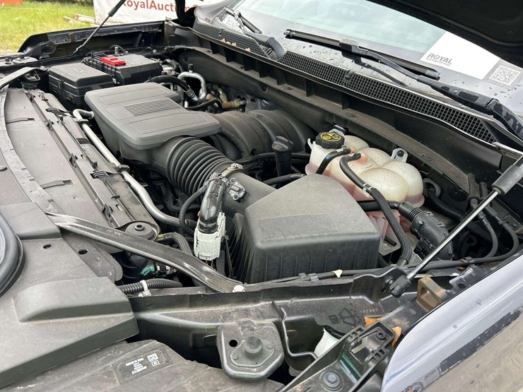 2023-chevrolet-tahoe-image-9