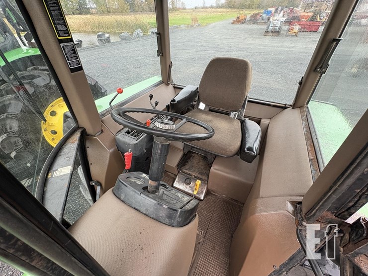 1983-john-deere-2950-image-17