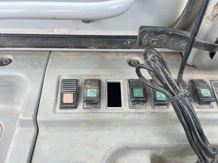 hyundai-hl740tm-7-image-34