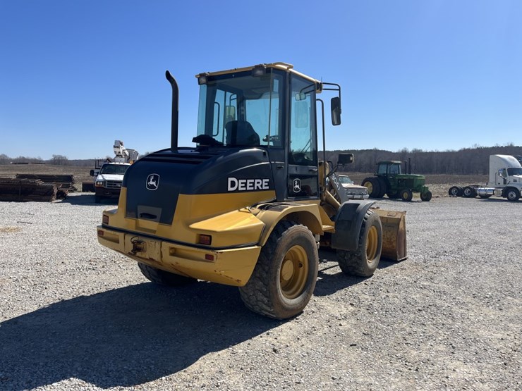 2007-deere-304j-image-7
