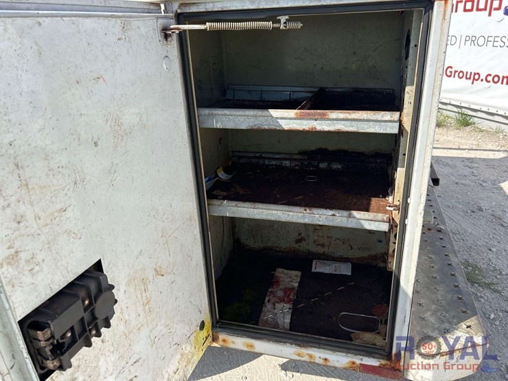 2011-ford-f350-image-25