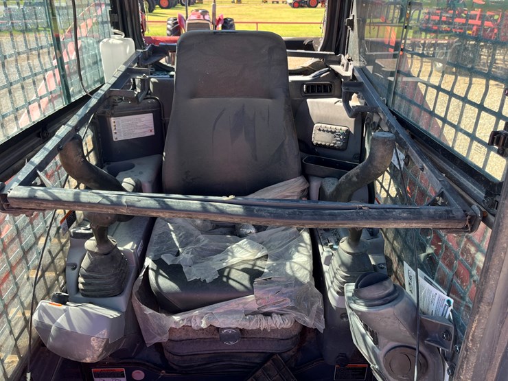 kubota-svl75-2-image-12