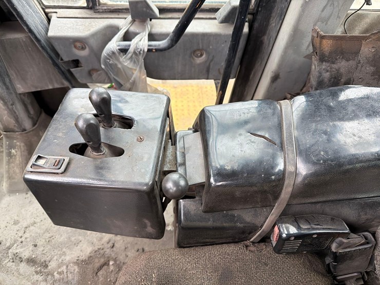 caterpillar-980g-image-17