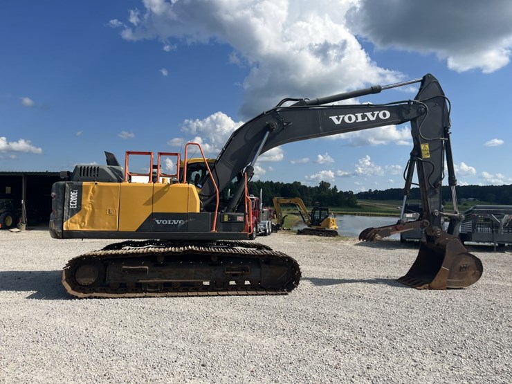 2020-volvo-ec200el-image-5