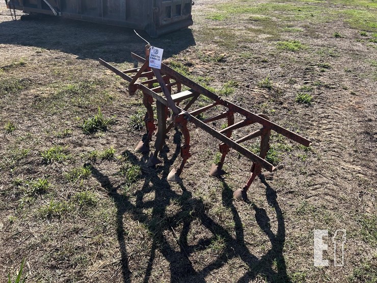 9-shank-subsoiler-image-1