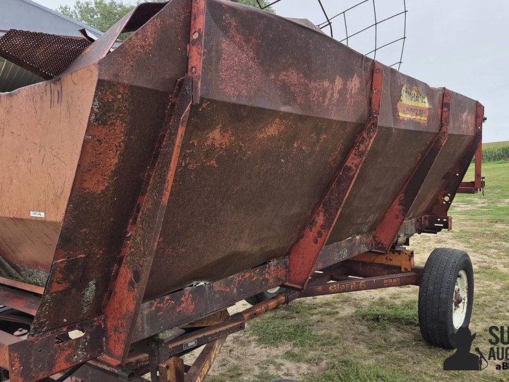 farmhand-f42a-image-11