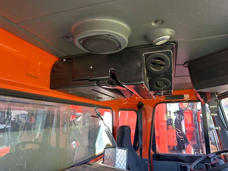 2018-autocar-xpeditor-image-12