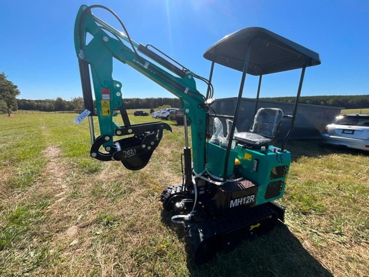 unused-cfg-mh12r-mini-excavator-(bkt,-2-ft-8-in,-image-1