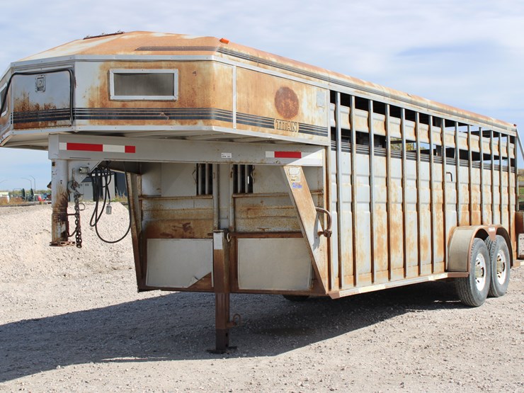 1994-titan-trailer-image-1