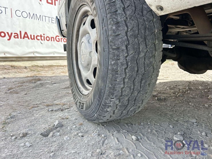 2011-ford-f150-image-29