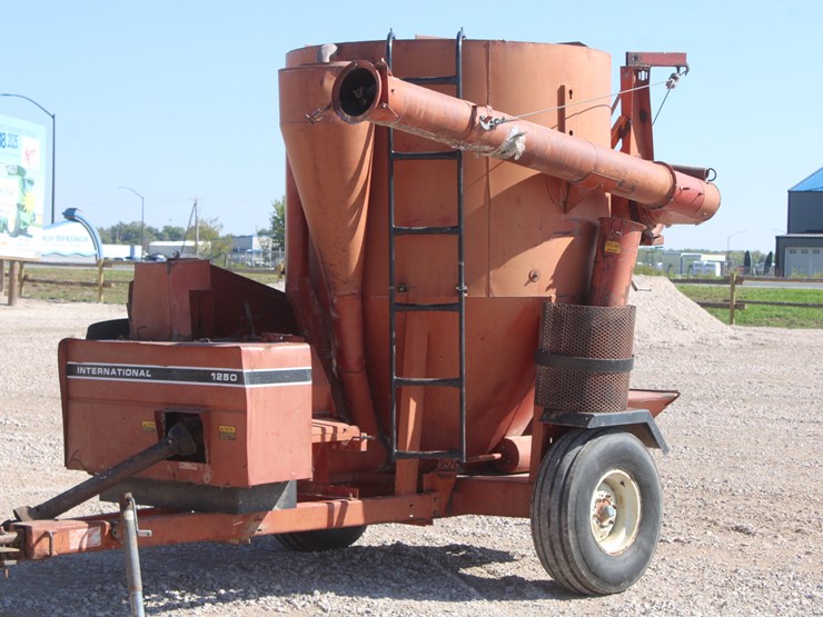 international-1250-image-2