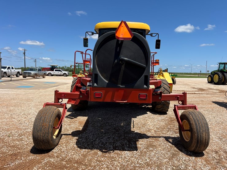 2009-new-holland-h8060-image-19