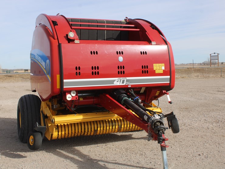 2015-new-holland-roll-belt-560-image-10