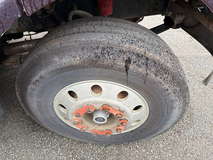 1997-caterpillar-18-image-8