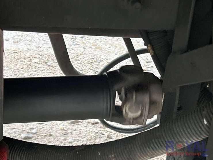 2016-peterbilt-320-image-20