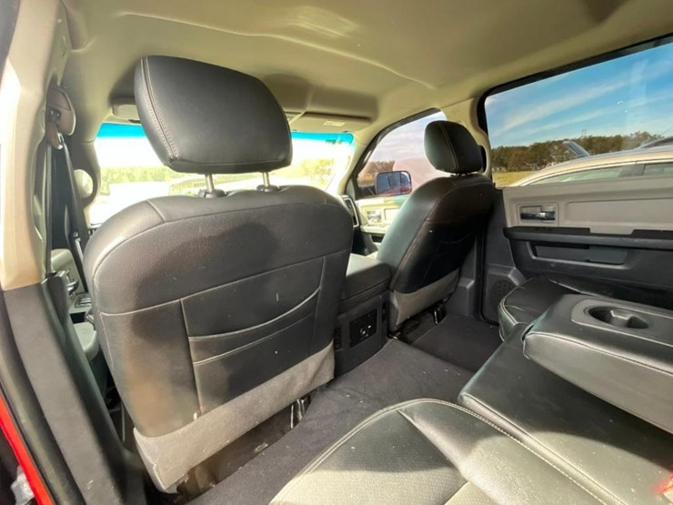 2012-dodge-ram-1500-image-27