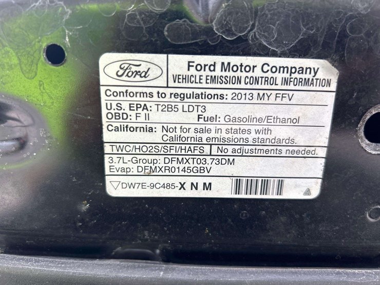 2013-ford-explorer-image-10