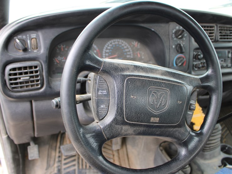 2001-dodge-ram-1500-image-27