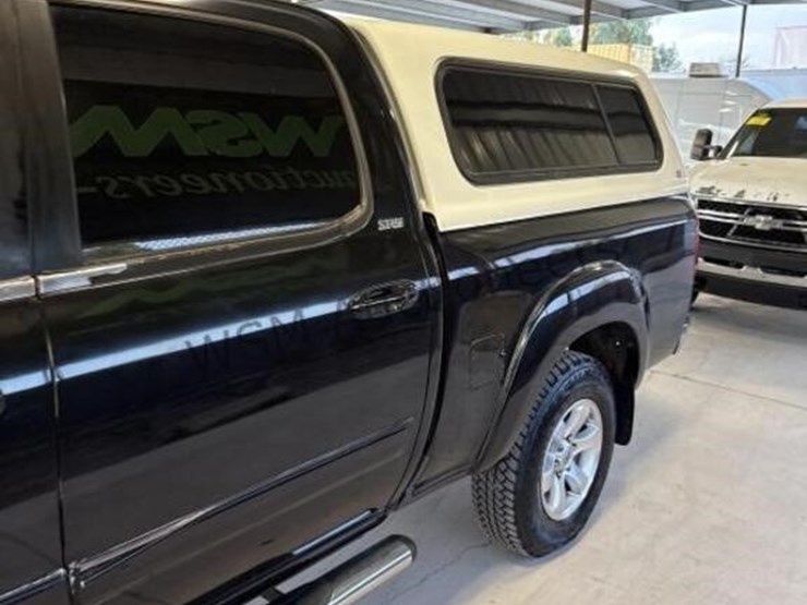 2006-toyota-tundra-sr5-image-5