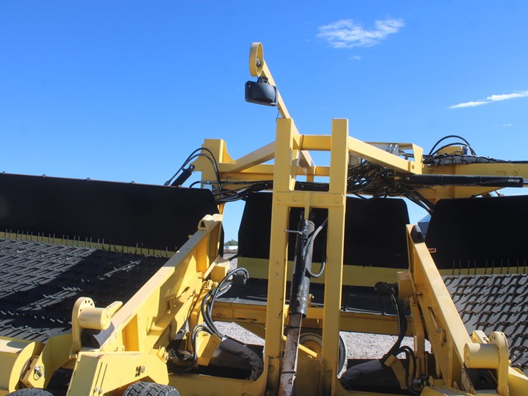 #2033-•-#2033--2015-phiber-hay-merger-image-10