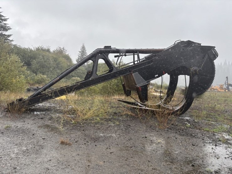 letourneau-2594ss-log-stacker-image-2