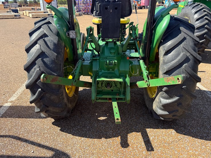 john-deere-2155-image-21