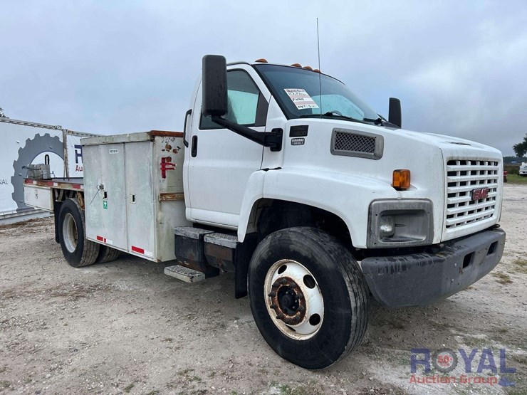 2005-gmc-c8500-flatbed-service-truck-image-2