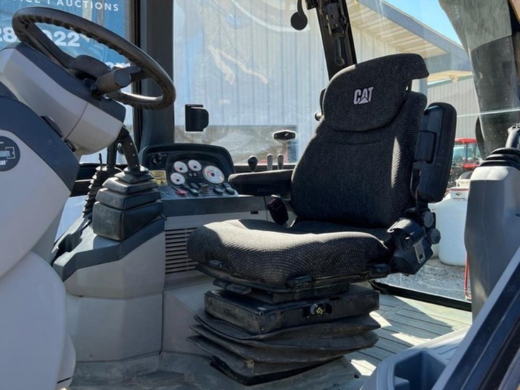 caterpillar-430e-image-25