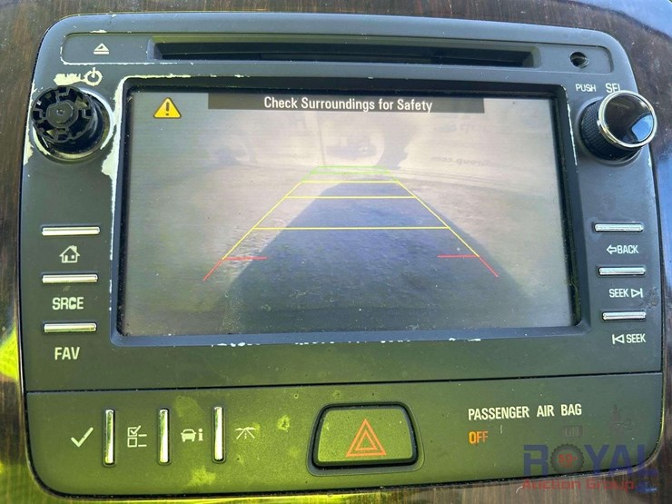 2016-chevrolet-traverse-image-19