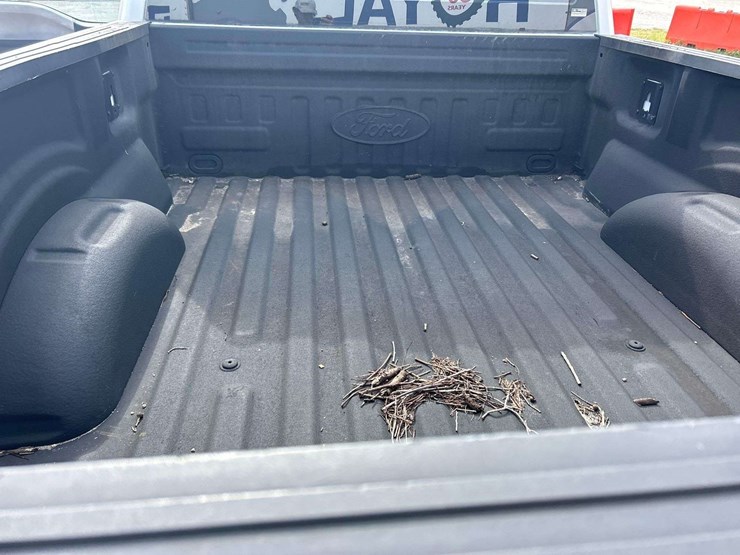 2016-ford-f150-image-21