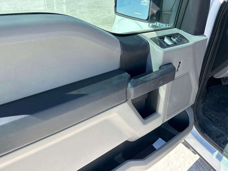 2018-ford-f150-image-11