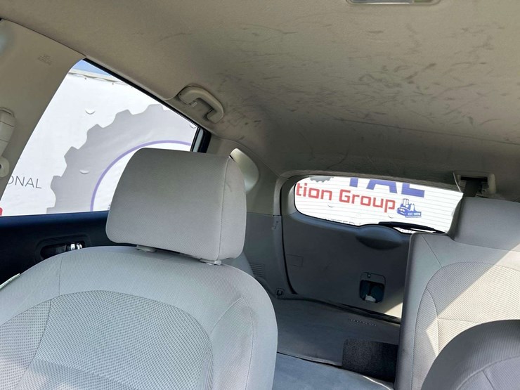 2014-nissan-rogue-image-13