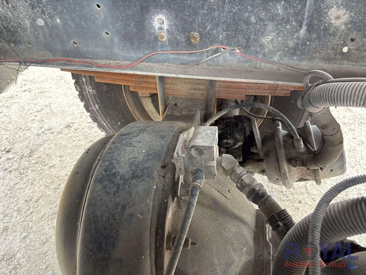 1999-gmc-c7500-mason-dump-truck-image-15