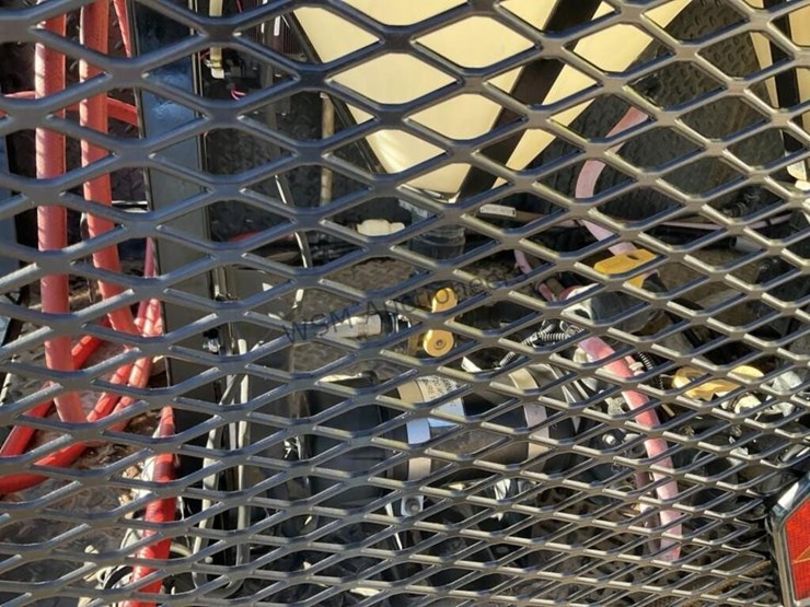 2014-international-4300lp-spray-truck-image-14