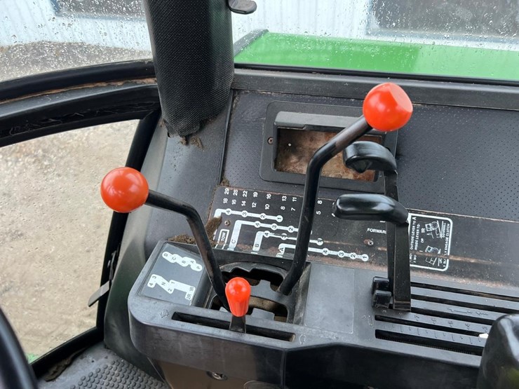 john-deere-4440-image-23