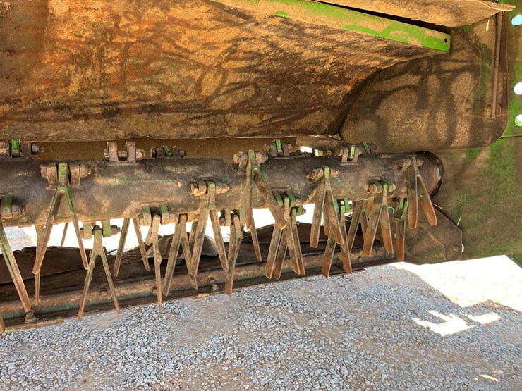 2015-john-deere-635-image-10