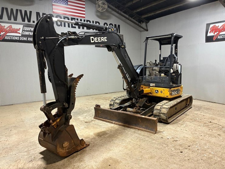 2016-deere-50g-image-6