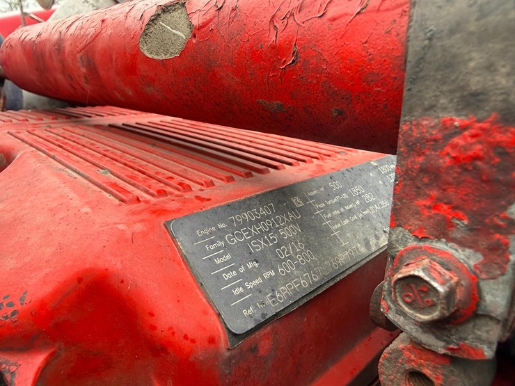 2017-peterbilt-567-image-15