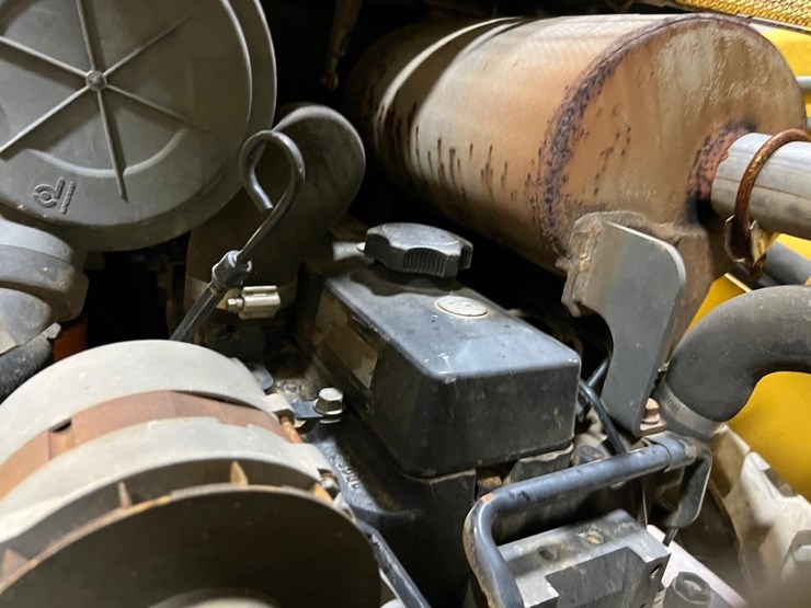 john-deere-270-image-16