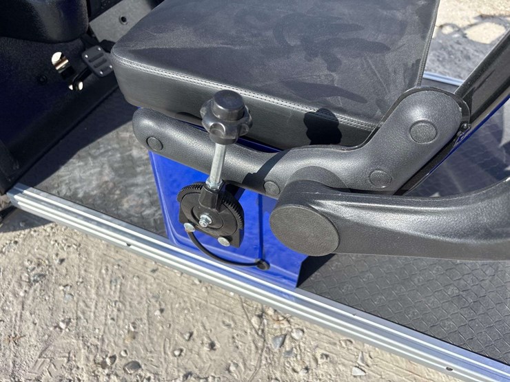 2025-electric-cart-image-18