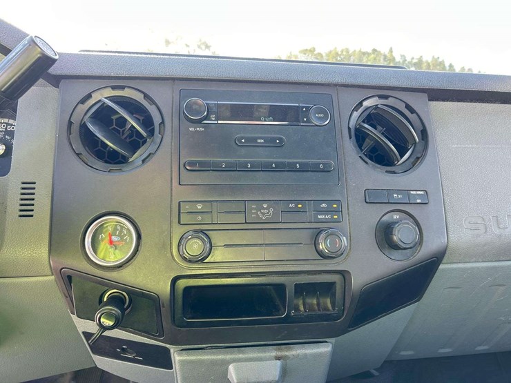 2014-ford-f250-image-19