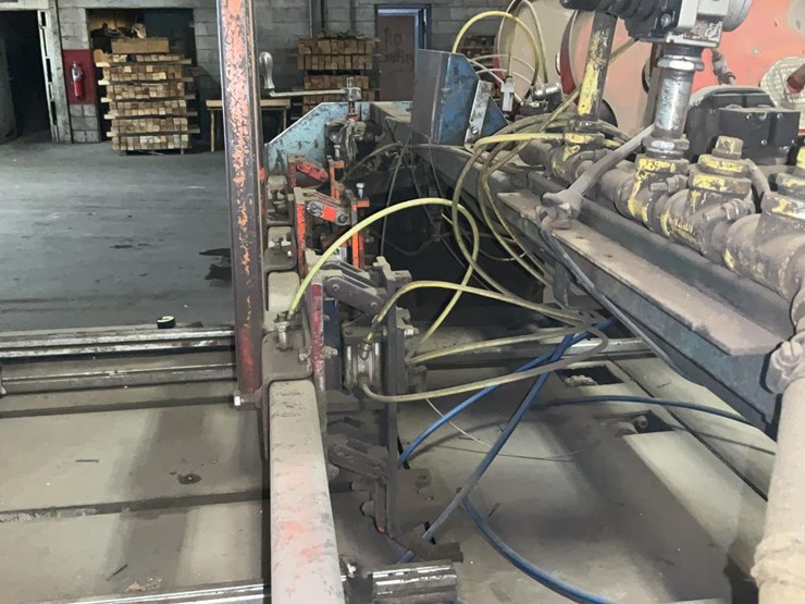 #143-•-rayco-buck-pallet-nailer-image-32