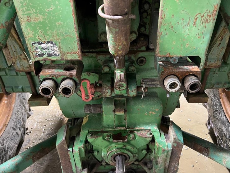 john-deere-4320-image-14