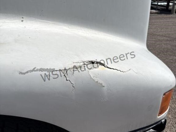 international-9400-image-20