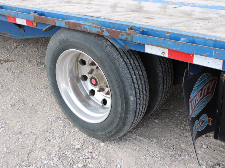 2013-great-dane-53'-image-21