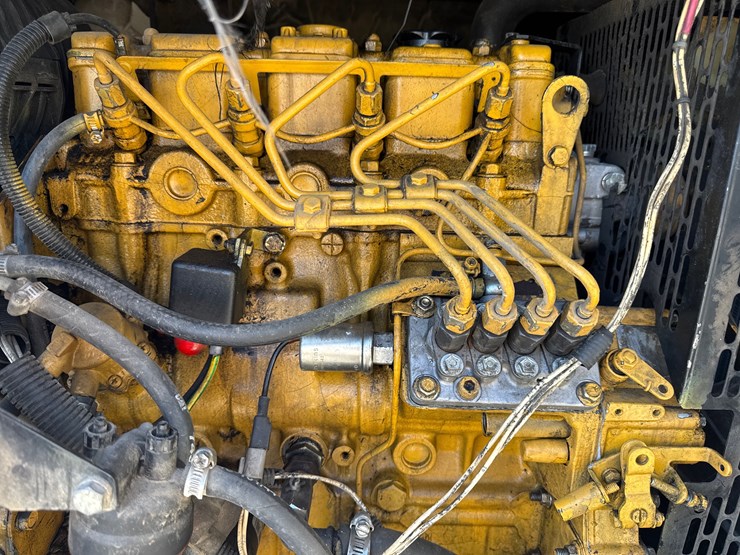 2007-caterpillar-xq20-image-37