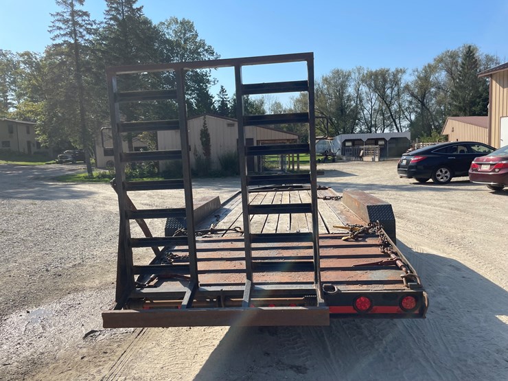 2015-custom-flatbed-image-6