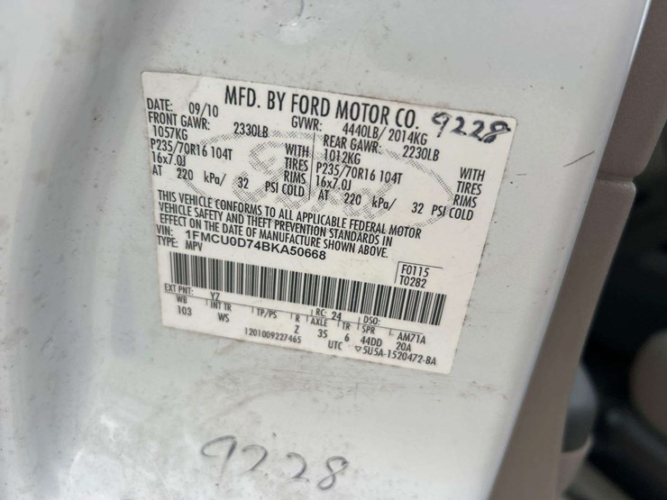 2011-ford-escape-xlt-image-5